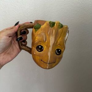 Disney marvel groot  Face Mug